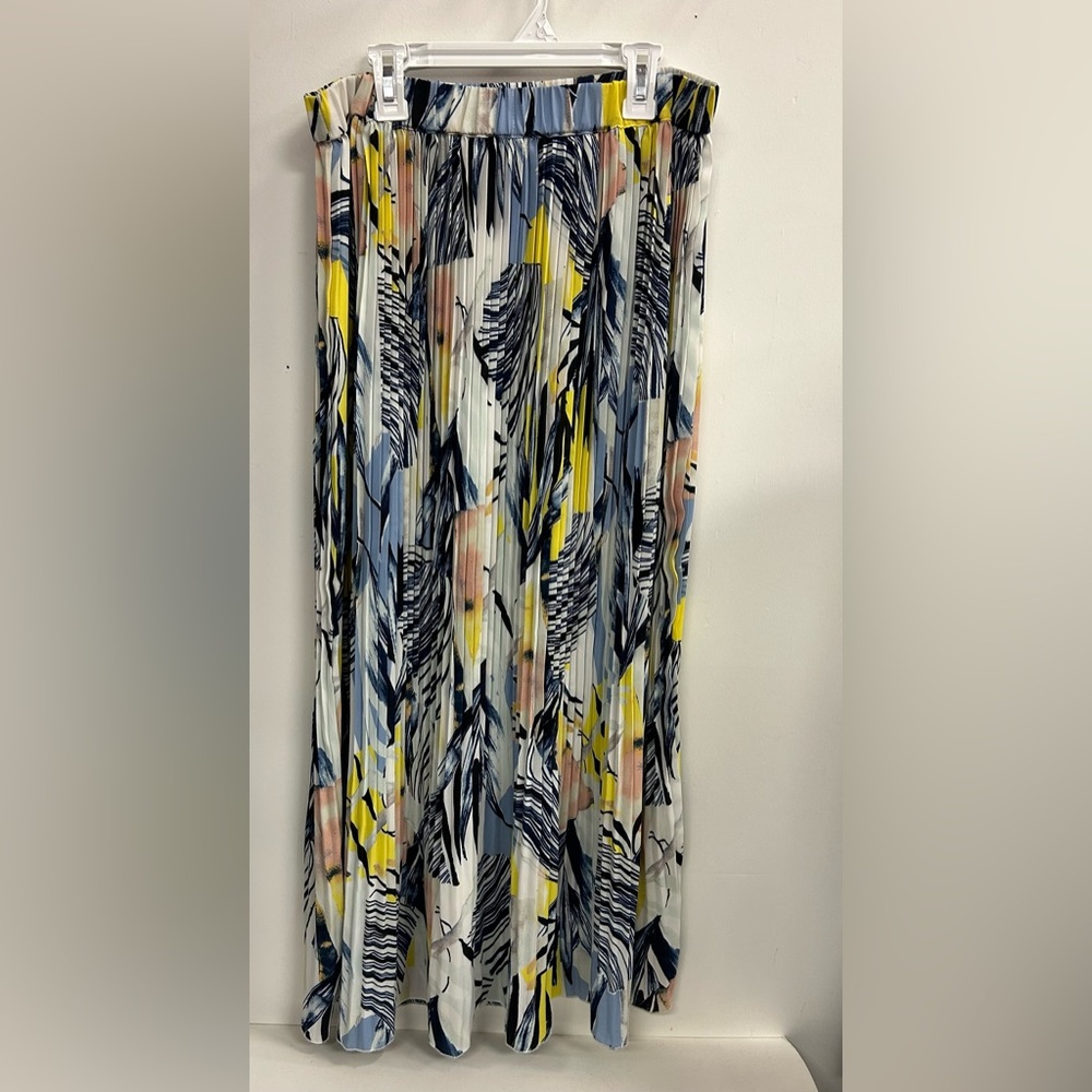 Addition Elle Floral Print Maxi Skirt - White, Navy, Yellow - Picture 5 of 8